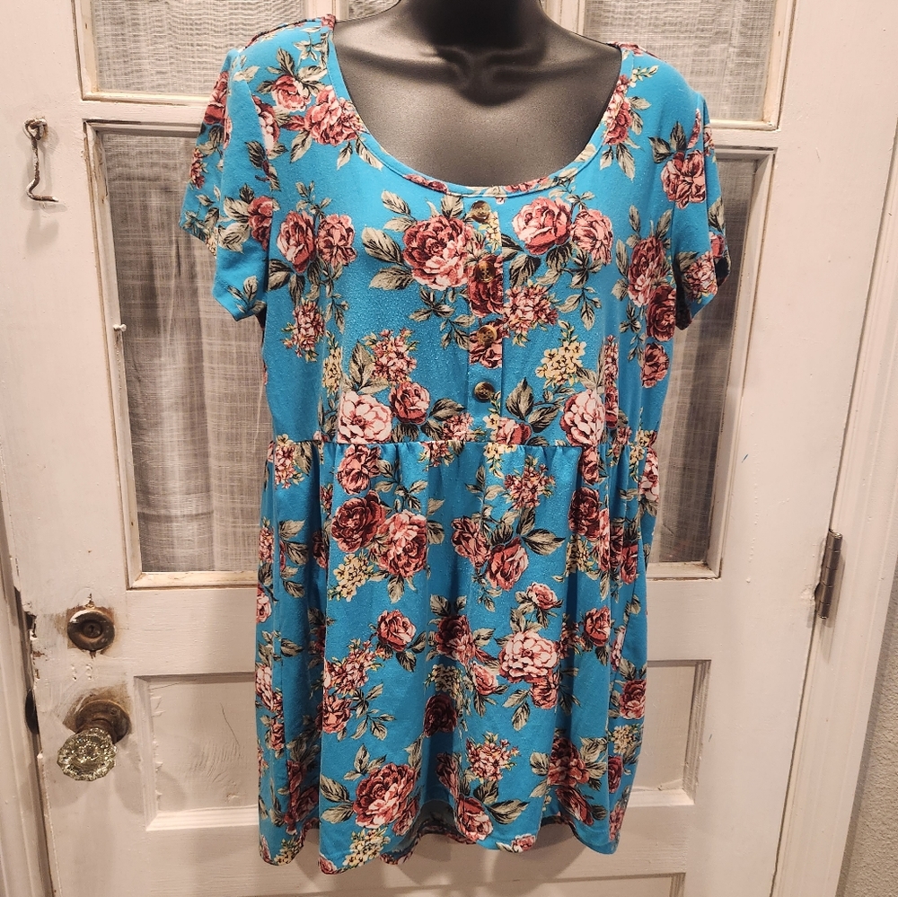 Bobbie Brooks Blue Floral‎ Womens Top